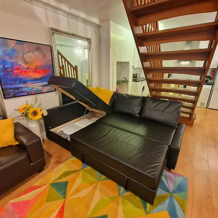 Duplex Home With 3 Bedrooms And Large Sofa-Bed Plus Back Patio, Near Angel And King'S Cross Station London Exterior photo