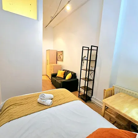 Duplex Home With 3 Bedrooms And Large Sofa-Bed Plus Back Patio, Near Angel And King'S Cross Station London Exterior photo