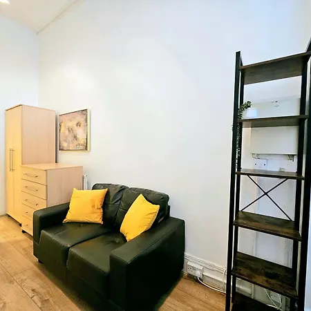 Duplex Home With 3 Bedrooms And Large Sofa-Bed Plus Back Patio, Near Angel And King'S Cross Station London Exterior photo